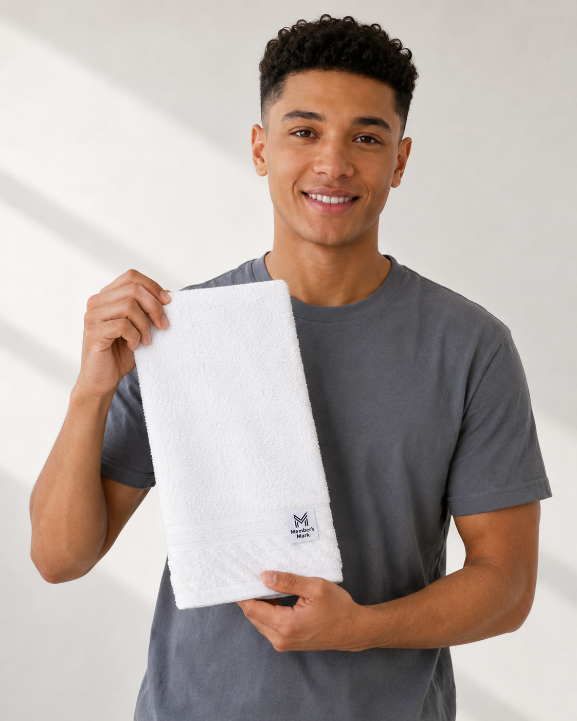 Member's Mark Hand Towel – 16" x 13" | White